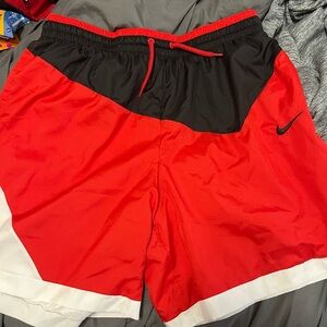 Men’s XL Nike Shorts